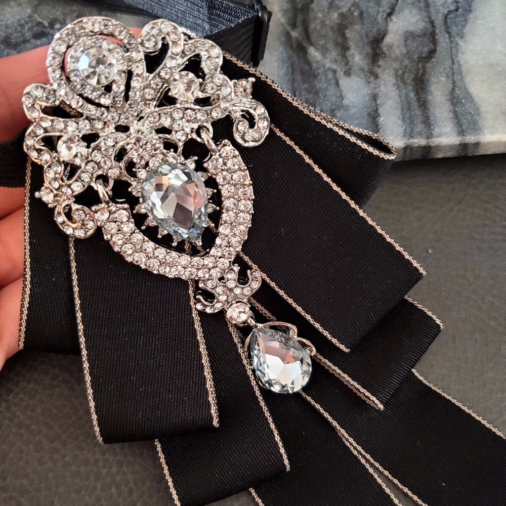 NEW England Prince Crystal Bow tie Groom wedding - Picture 4 of 8